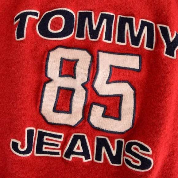 Vintage Tommy 85 Jeans Red & Blue 100% Lambswool Crewneck Sweater - Picture 12 of 15